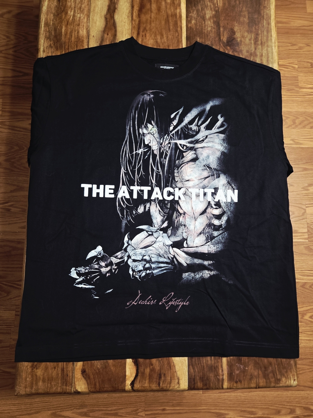 Deshire/Attack On Titan Collab Men's Graphic Tee. Size Large
